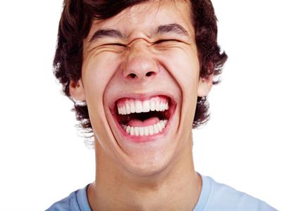عوارض خندیدن بعد از عمل بینی
